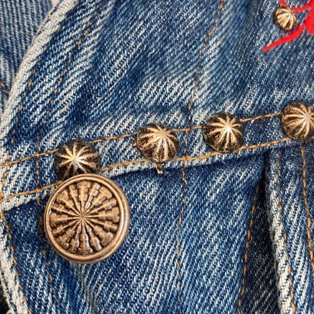 Silver river  denim jacket - Picture 3 of 8
